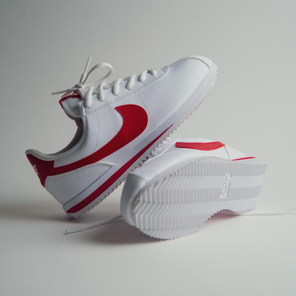 Gym red store nike cortez