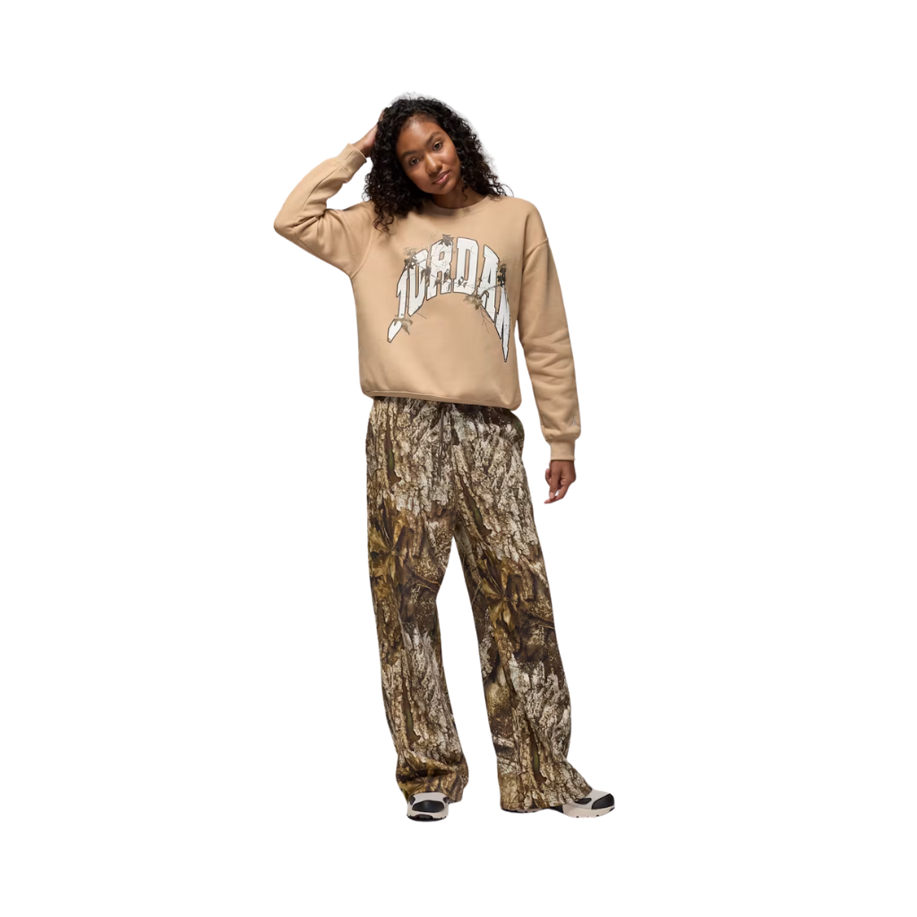 Wmns Jordan Brooklyn Fleece Realtree Crew-Neck Sweatshirt
