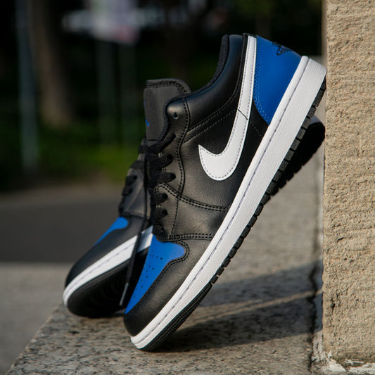 AIR JORDAN 1 LOW / BLACK-WHITE-GAME ROYAL