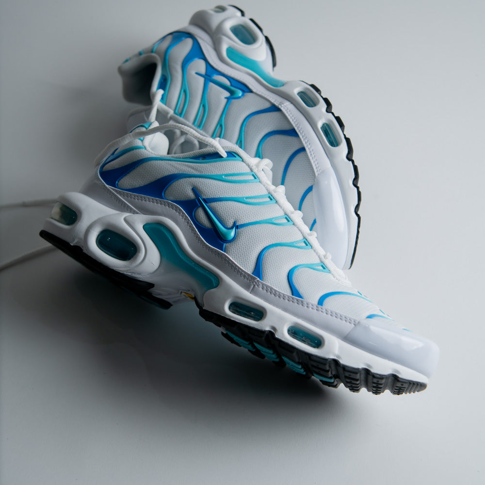 AIR MAX PLUS / WHITE-POLARIZED BLUE-REFLEC SILVER