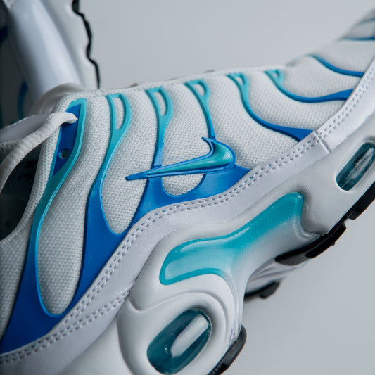 AIR MAX PLUS / WHITE-POLARIZED BLUE-REFLEC SILVER