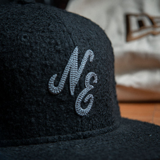 Moon X New Era Wool 59FIFTY Cerrada Negra