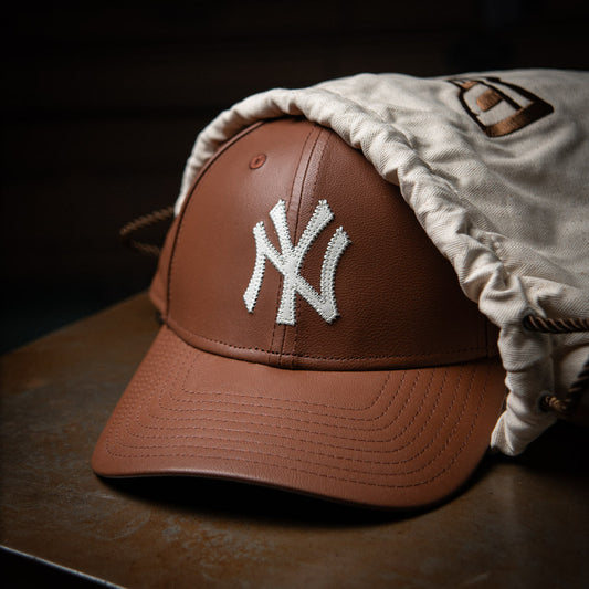 New Era New York Yankees MLB Leather 9Forty Cap