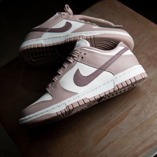 W NIKE DUNK LOW / SAIL-PLUM ECLIPSE-DIFUSED TAUPE