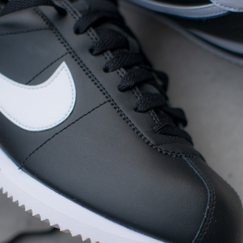 NIKE CORTEZ / BLACK-WHITE