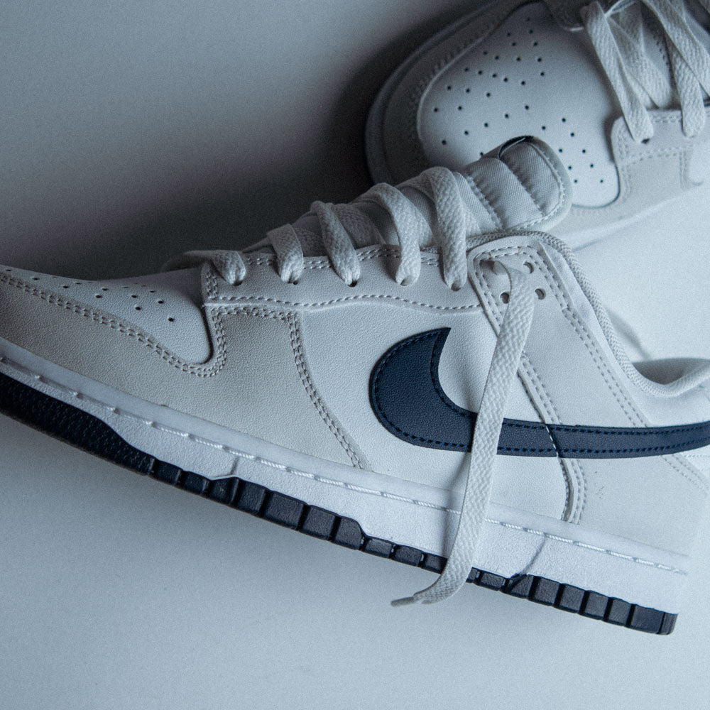 NIKE DUNK LOW RETRO / SUMMIT WHITE-MIDNIGHT NAVY-PLATINUM TINT