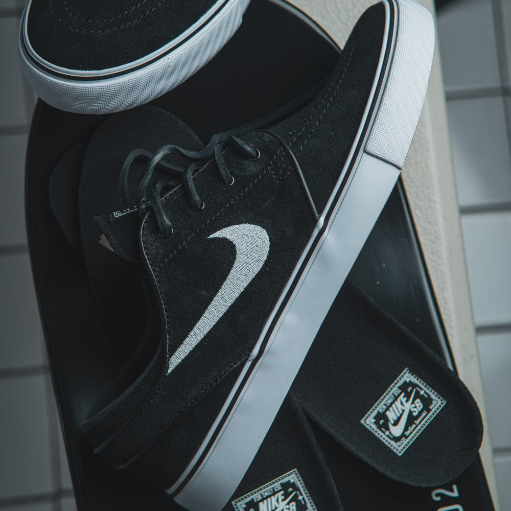 NIKE SB ZOOM JANOSKI OG+ / BLACK-WHITE-BLACK-WHITE