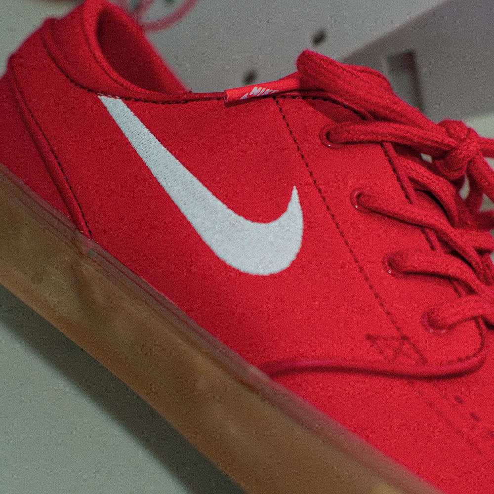 NIKE SB ZOOM JANOSKI OG+ / UNIVERSITY RED-WHITE-UNIVERSITY RED