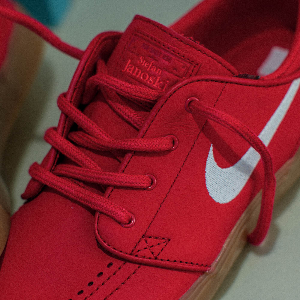 NIKE SB ZOOM JANOSKI OG+ / UNIVERSITY RED-WHITE-UNIVERSITY RED