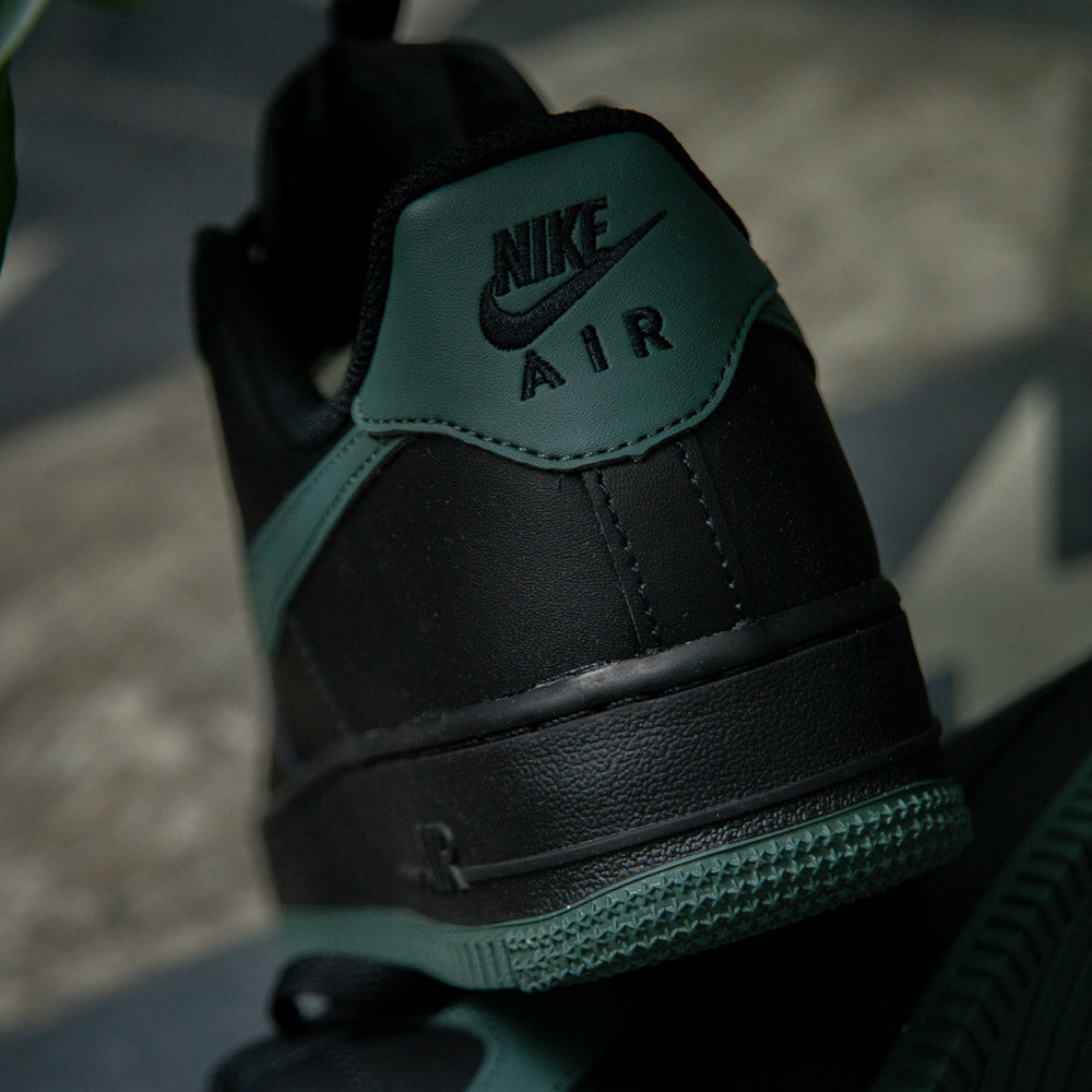 AIR FORCE 1 ´07 / BLACK-VINTAGE GREEN