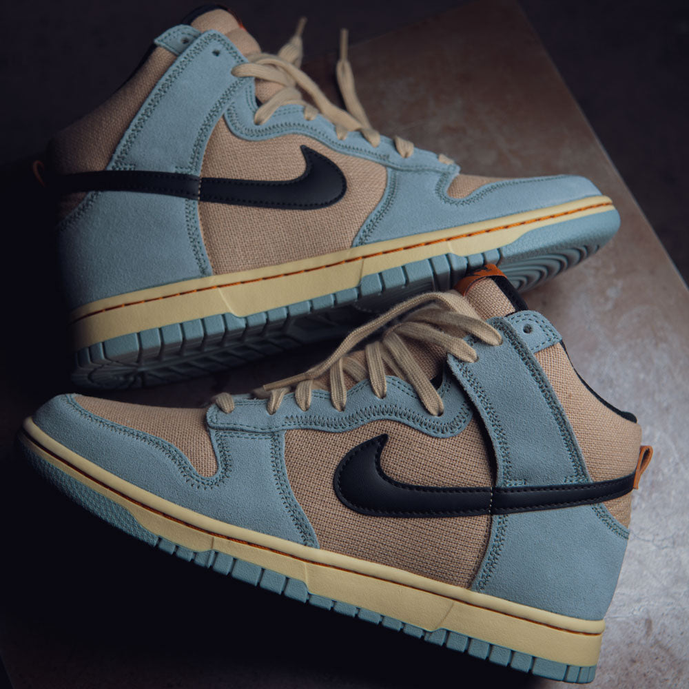 NIKE DUNK HI RETRO SE / GRAIN-BLACK-LIGHT PUMICE-PALE VANILLA – Alive ...