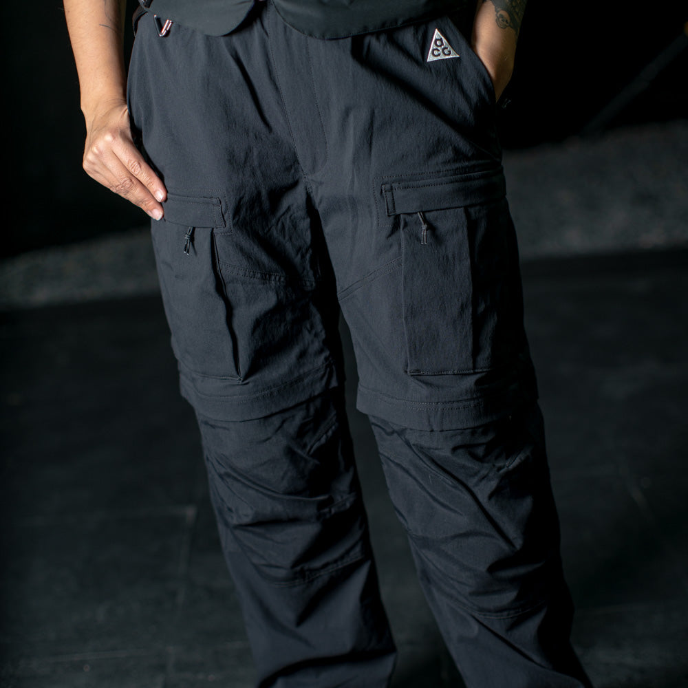 M ACG SMITH SUMMIT CRG PANT / BLACK-ANTHRACITE-SUMMIT WHITE