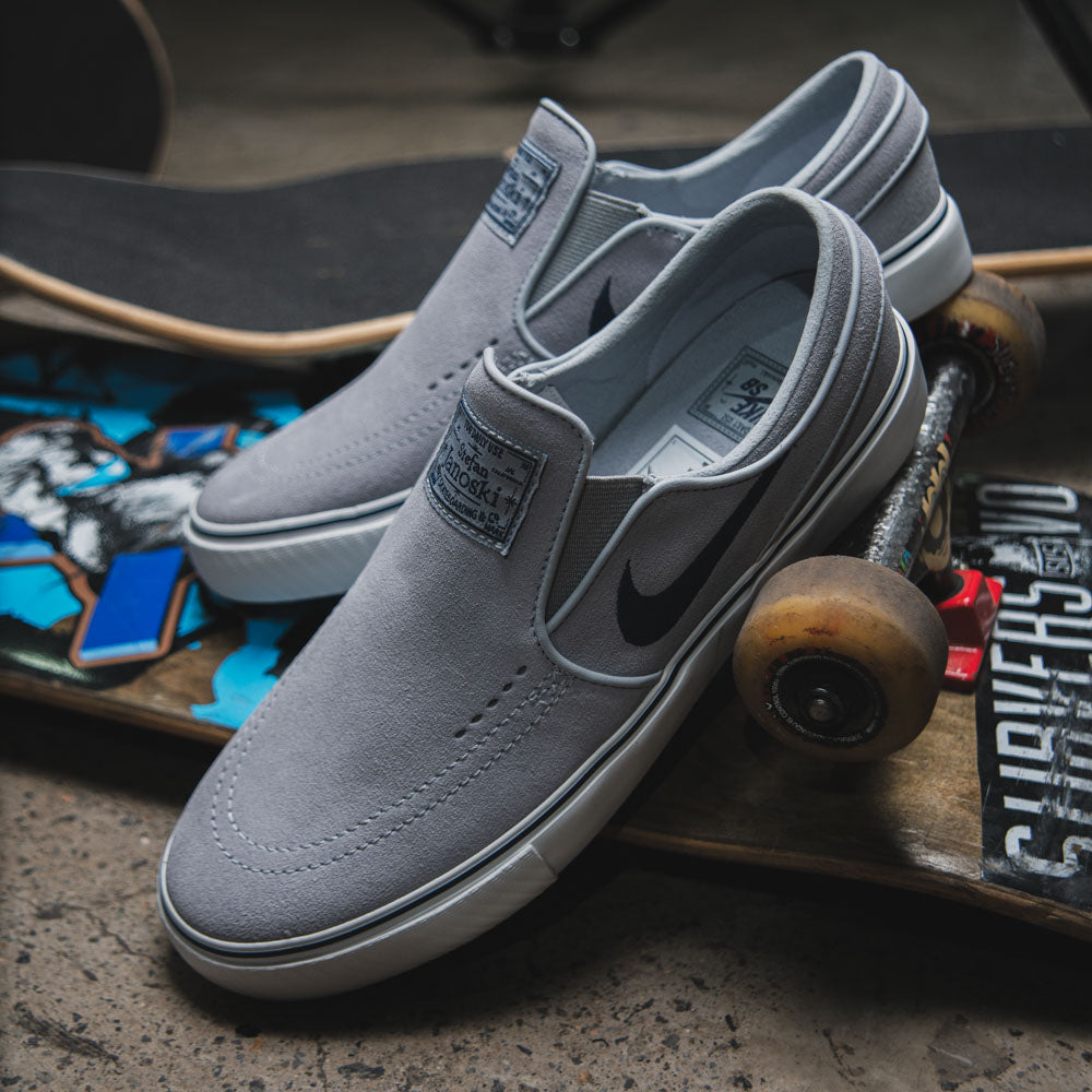 NIKE SB JANOSKI+ SLIP / WOLF GREY-NAVY-WOLF GREY-SUMMIT WHITE