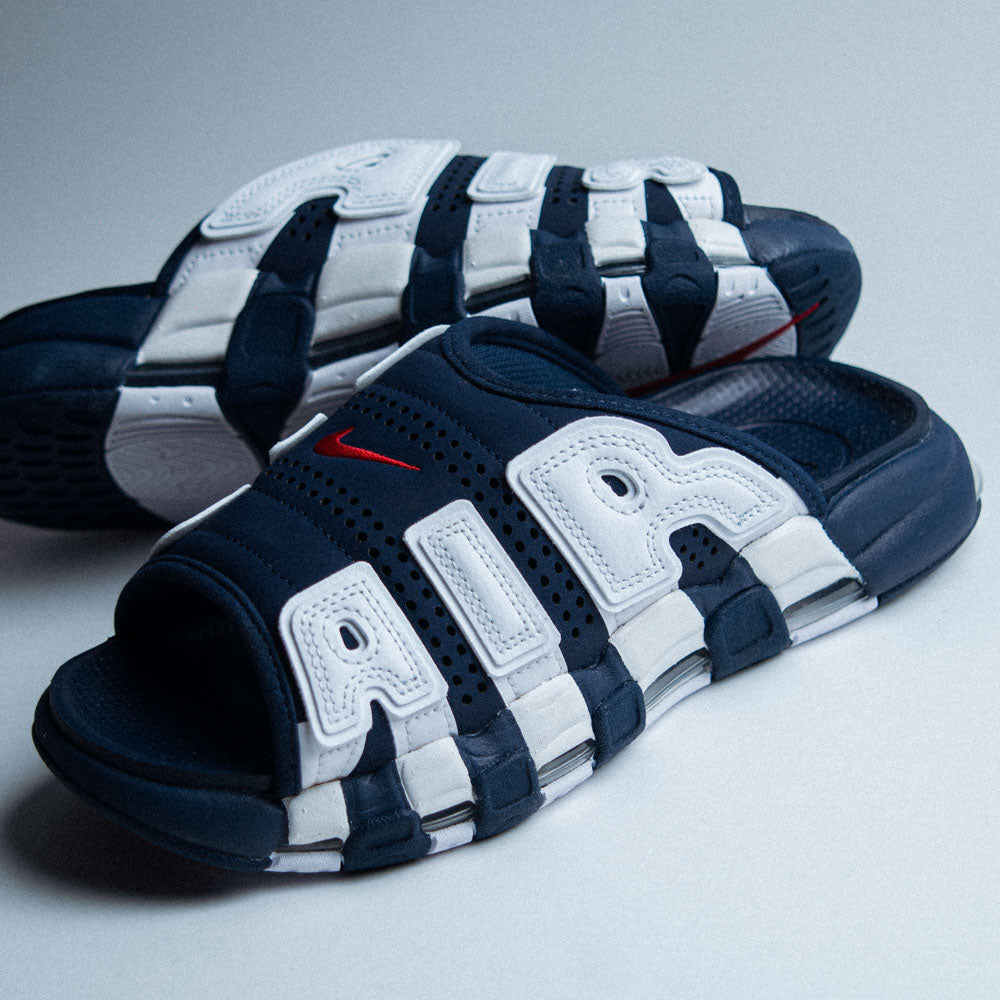 AIR MORE UPTEMPO SLIDE / MIDNIGHT NAVY-UNIVERSITY RED-WHITE-CLEAR