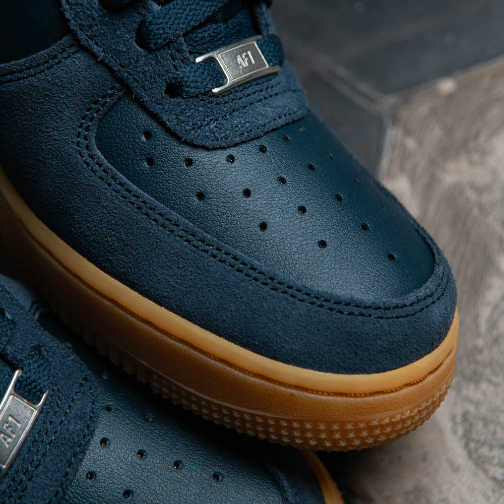 AIR FORCE 1 ´07 LV8 / ARMORY NAVY-SUMMIOT WHITE-GUM LIGHT BROWN