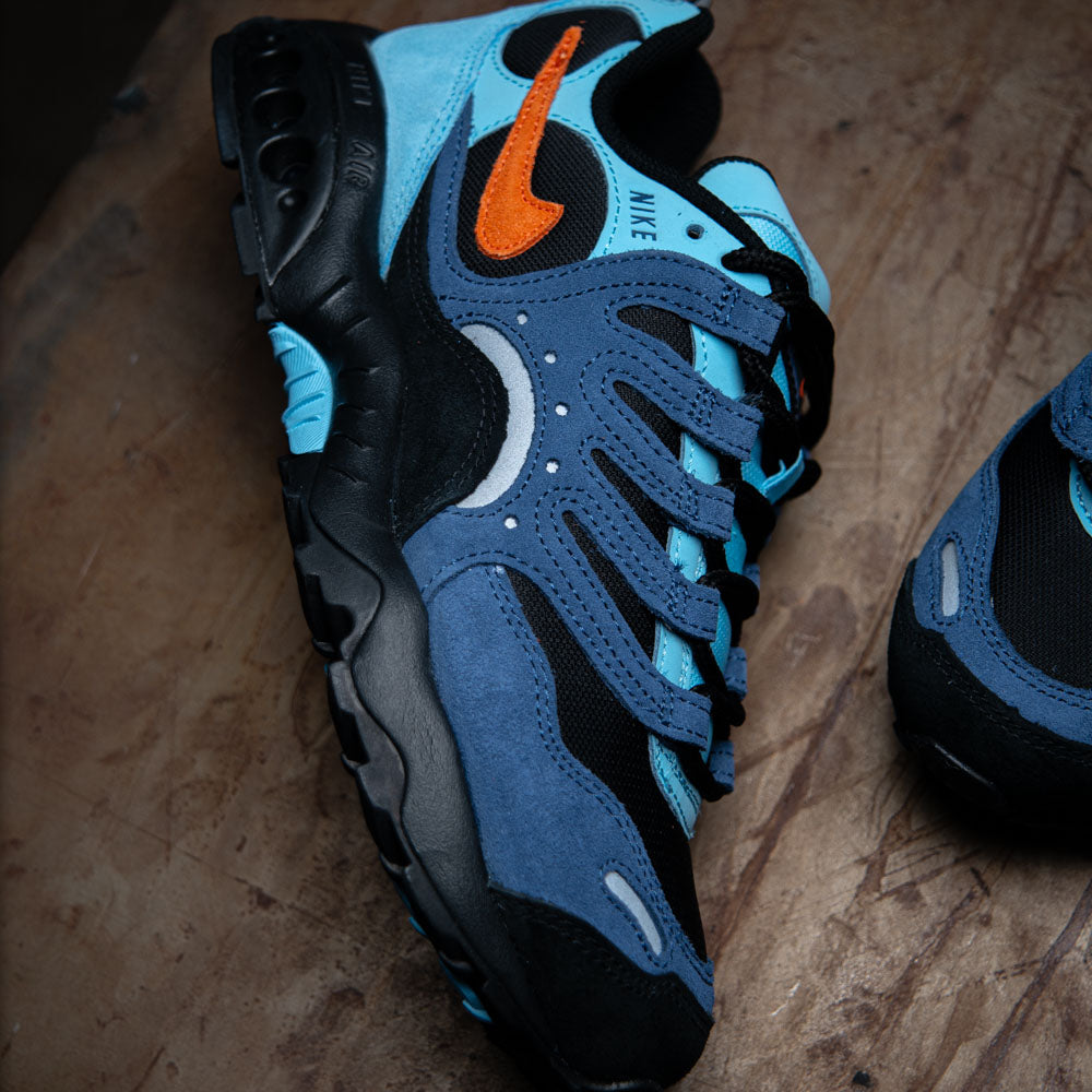 NIKE AIR TERRA HUMARA SP / MYSTIC NAVY-SAFETY ORANGE-BLACK