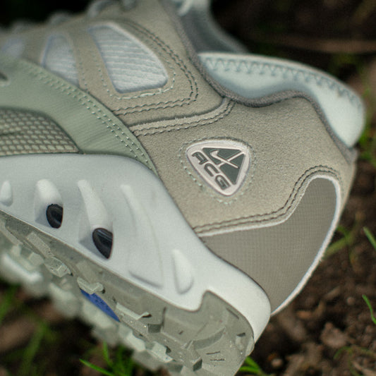 ACG AIR EXPLORAID / JADE HORIZON-DARK STUCCO-LIGHT SILVER