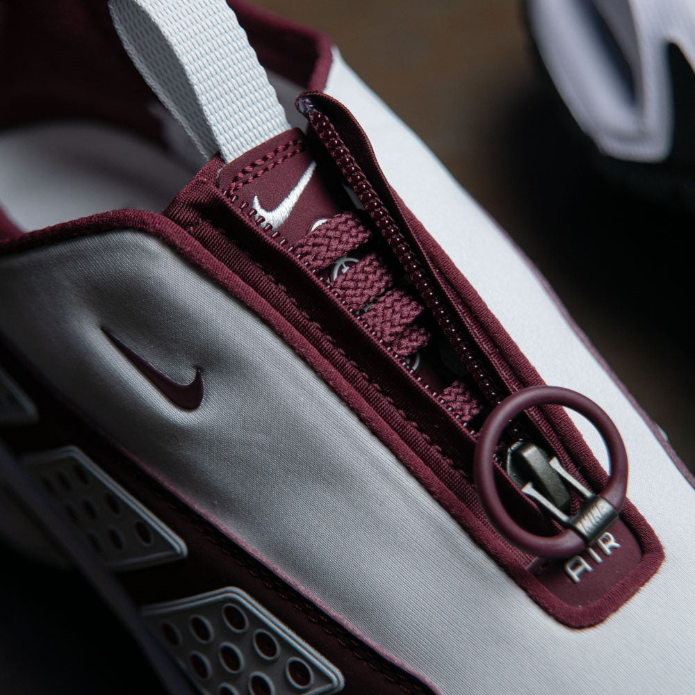 W NIKE AIR MAX SNDR / PHOTON DUST-NIGHT MAROON-BLACK-WHITE