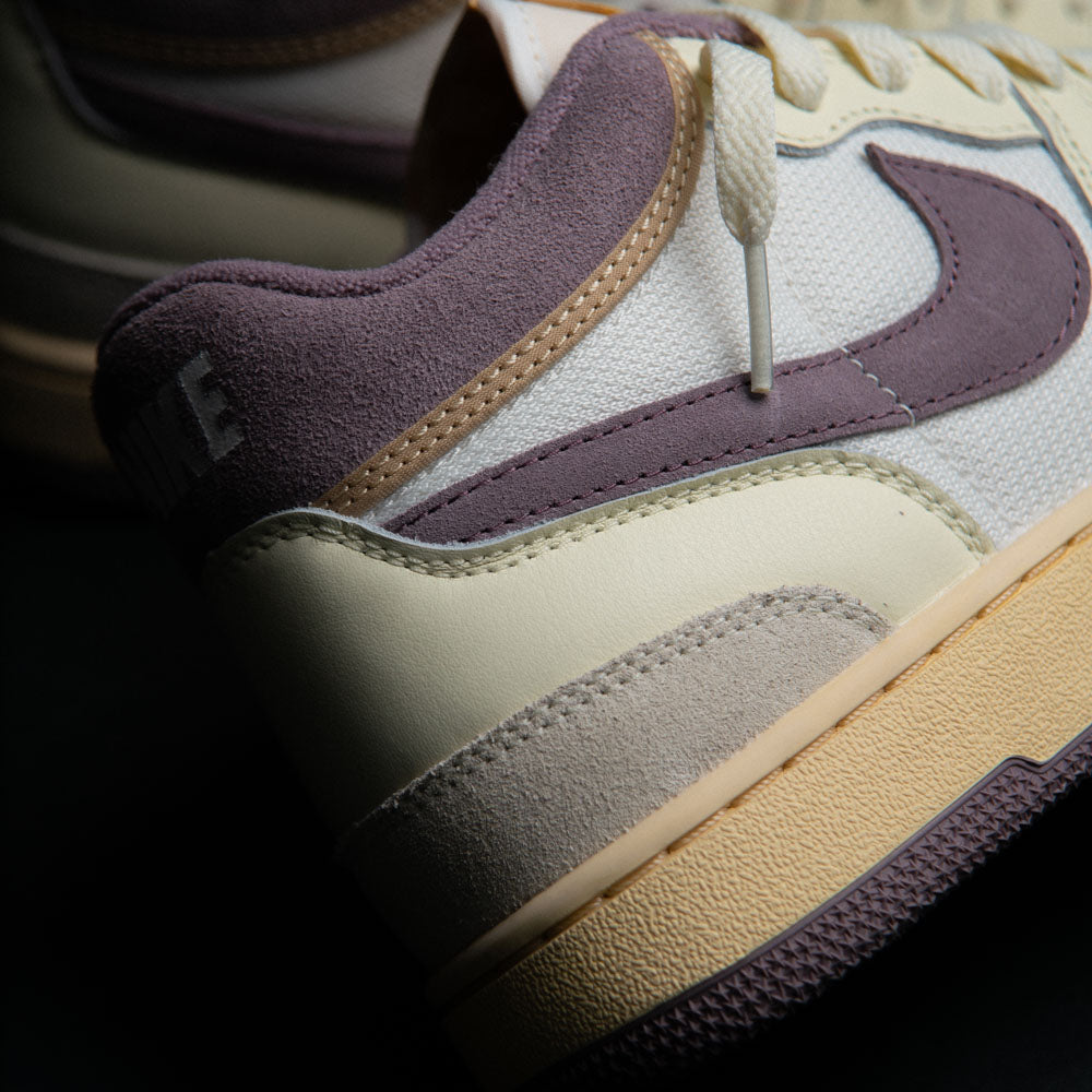 NIKE ATTACK / SAIL-TAUPE GREY-COCONUT MILK