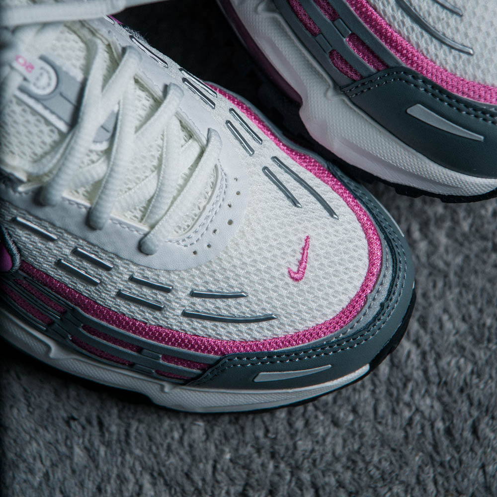 AIR MAX TL 2.5 / SUMMIT WHITE-PLAYFUL PINK-SMOKE GREY