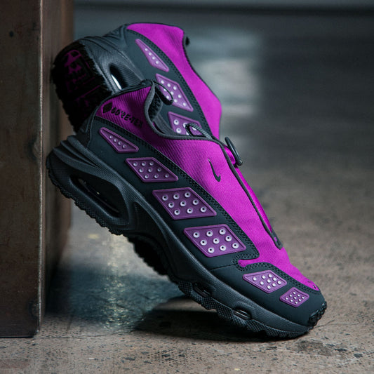 W NIKE AIR MAX SNDR GTX / BOLD BERRY-DK SMOKE GREY-GHOST-BLACK