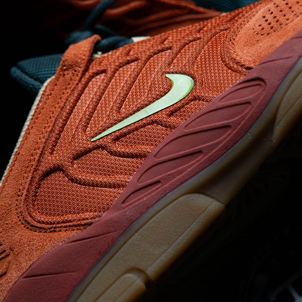 NIKE SB VERTEBRAE TE / DARK RUSSET-PEAR-DESERT ORANGE