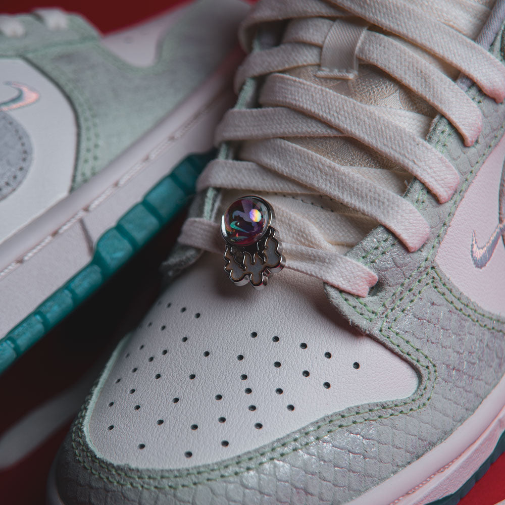 W NIKE DUNK LOW LX / SAIL-SAIL-SAIL-DUSTY CACTUS