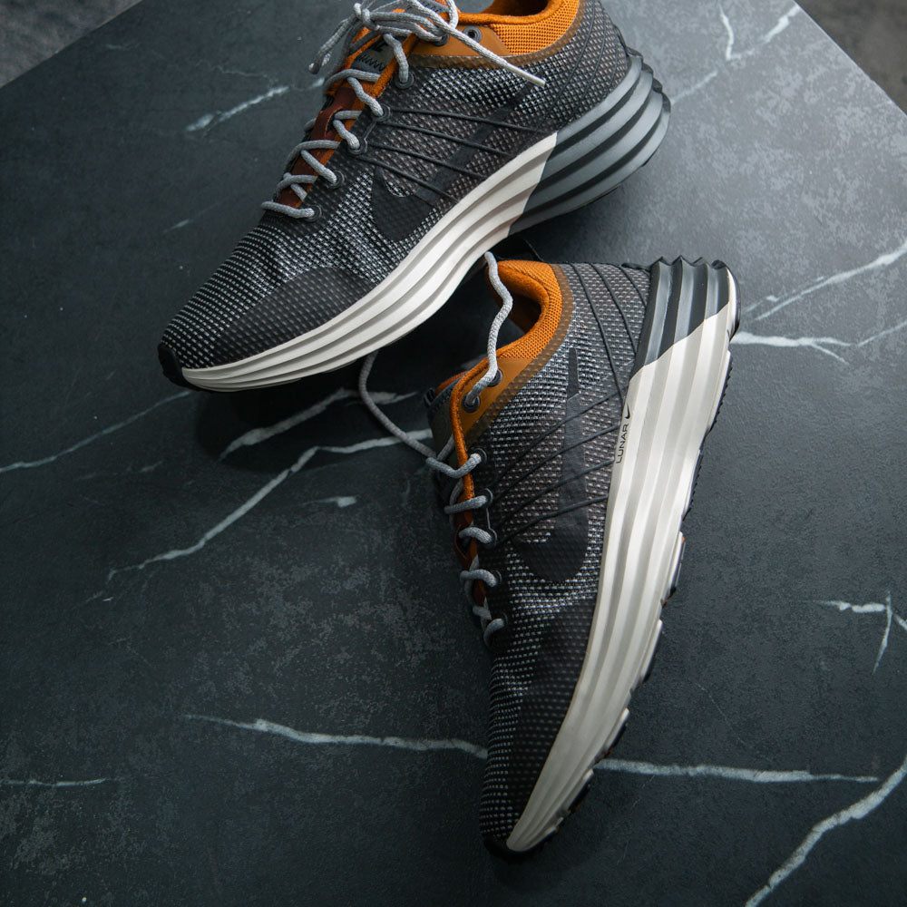 NIKE LUNAR ROAM PRM / DESERT BRONZE-BLACK-MTLC PEWTER