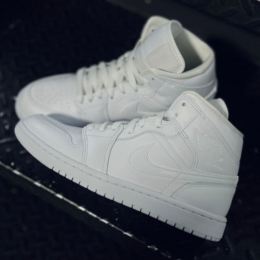 WMNS AIR JORDAN 1 MID / WHITE-WHITE-WHITE