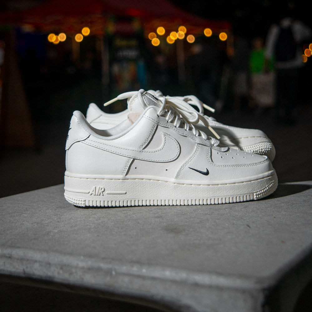 WMNS AIR FORCE 1 ´07 ESS / SAIL-SAIL-BLACK