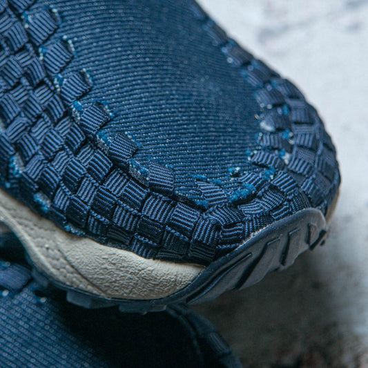 NIKE AIR FOOTSCAPE WOVEN / DENIM-WHEAT GOLD-OBSIDIAN-COCONUT