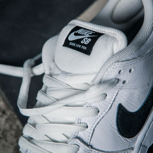 NIKE SB DUNK LOW PRO / WHITE-BLACK-WHITE-BLACK