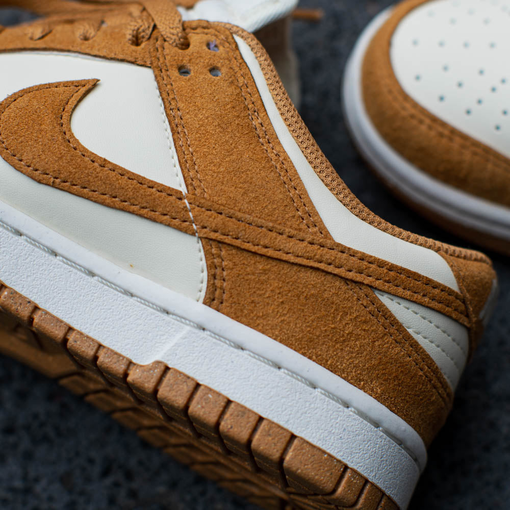 WMNS NIKE DUNK LOW / COCONUT MILK-FLAX-SAIL – Alive Premium Store