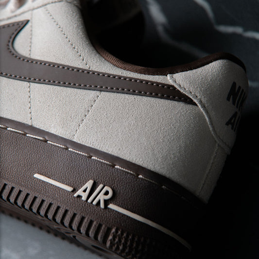 WMNS AIR FORCE 1 ´07 / LT OREWOOD BRN-BAROQUE BROWN