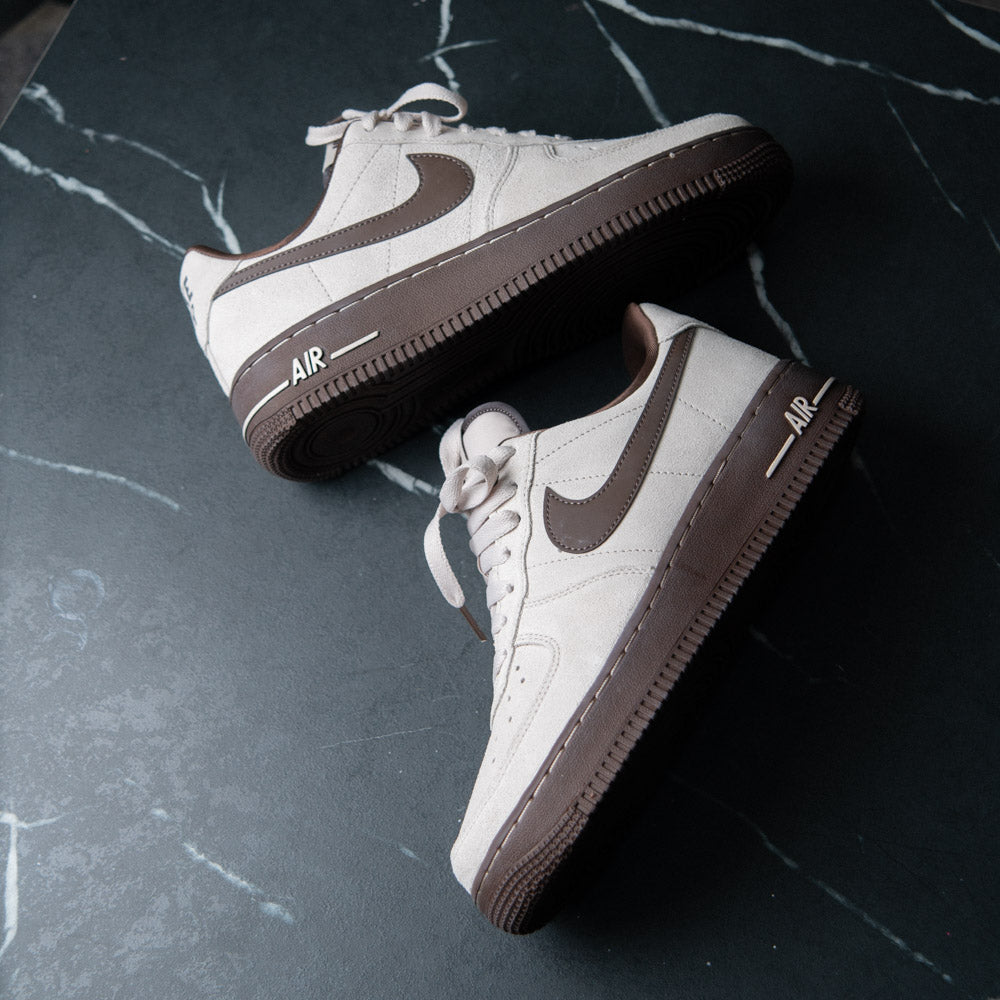 WMNS AIR FORCE 1 ´07 / LT OREWOOD BRN-BAROQUE BROWN