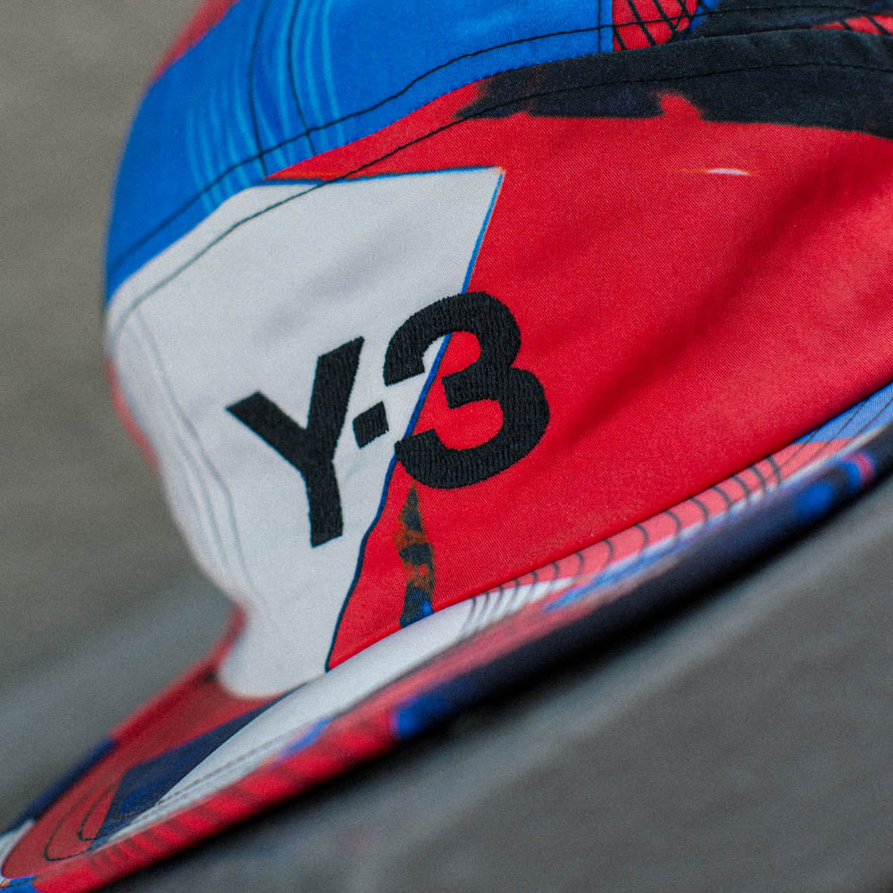 Y-3 AOP R CAP       SESORE/BLURUS