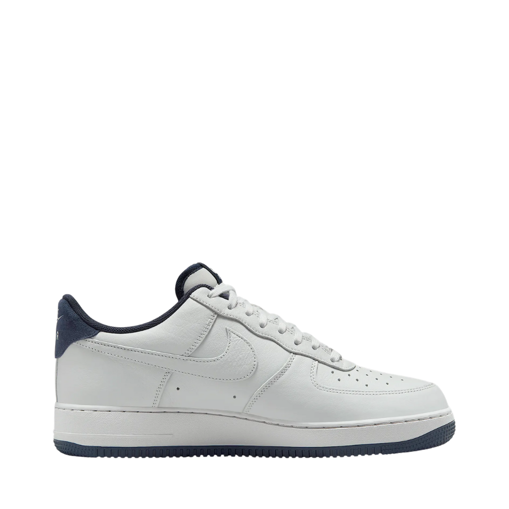 Nike Air Force 1 Low ’07 LV8 Photon Dust Obsidian - Sneakers
