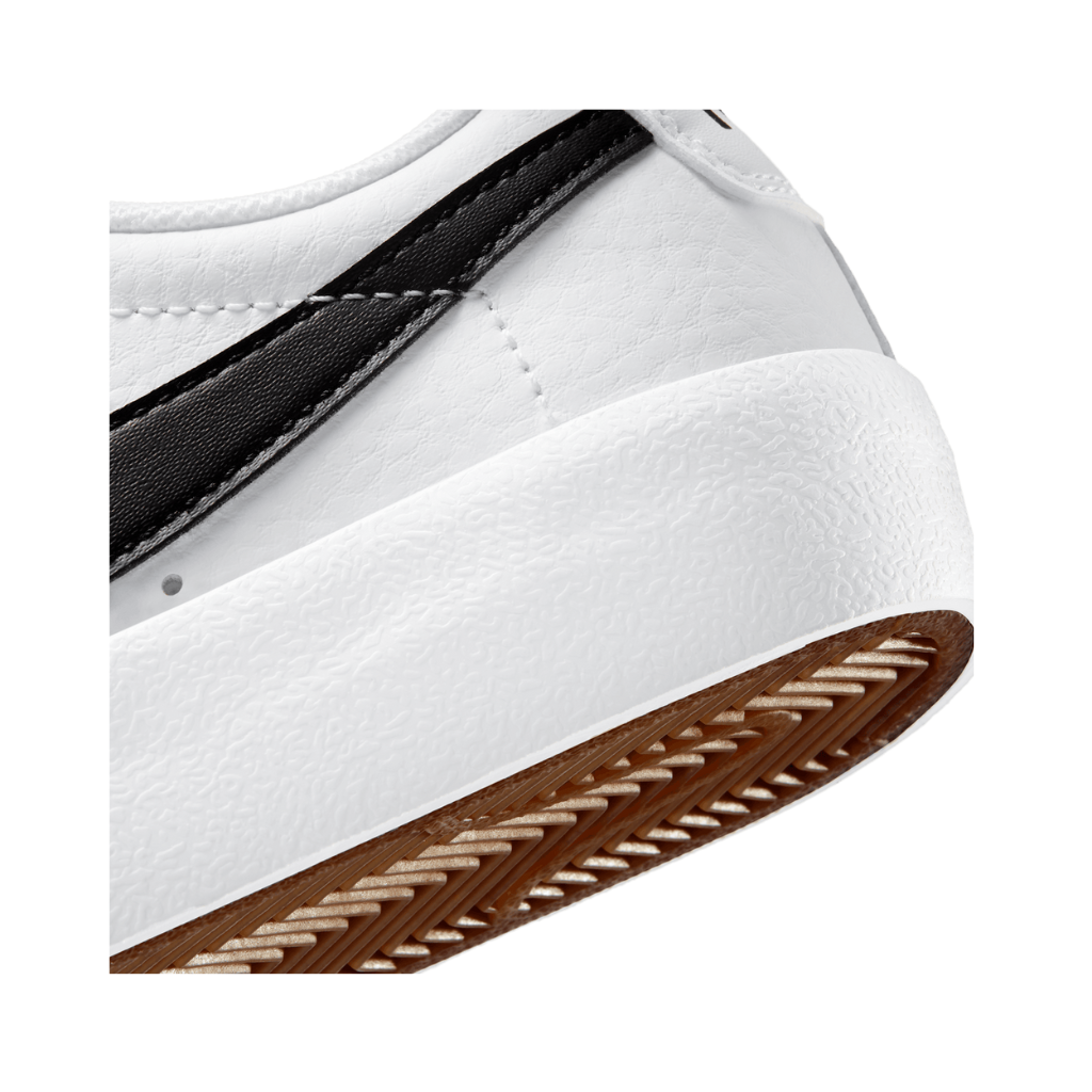 Wmns Nike Blazer Low 77 White Black - Sneakers